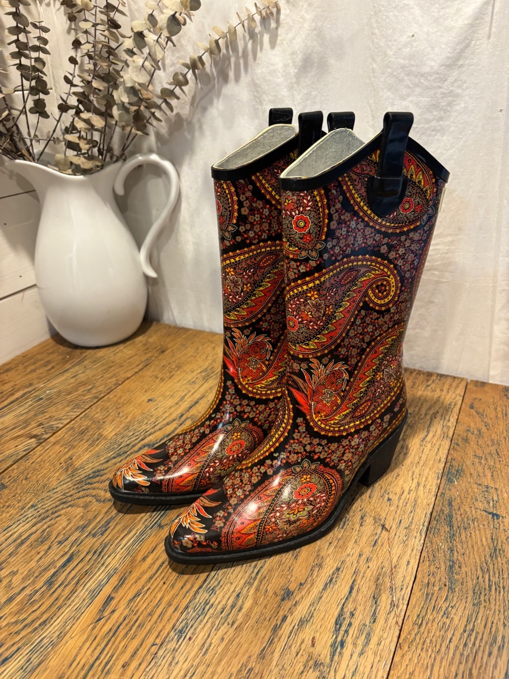 SUKO Paisley Print Rain Boots Size 7
